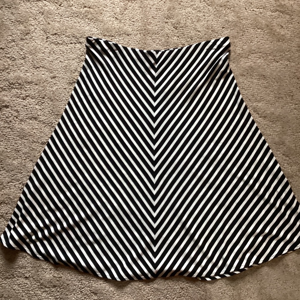 Black and white stripe skirt